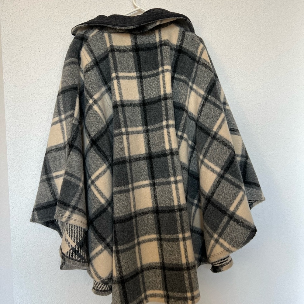Free People Plaid Poncho One Size - Picture 3 of 3
